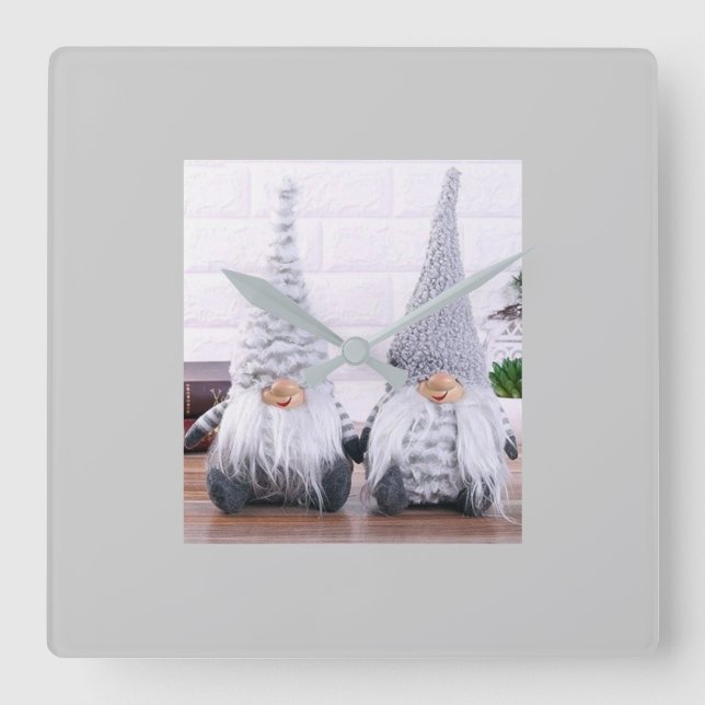 RELÓGIO QUADRADO GNOMES FINLANDESES LINDOS E BONITOS (Frente)