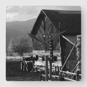 Relógio Quadrado Hay Barn