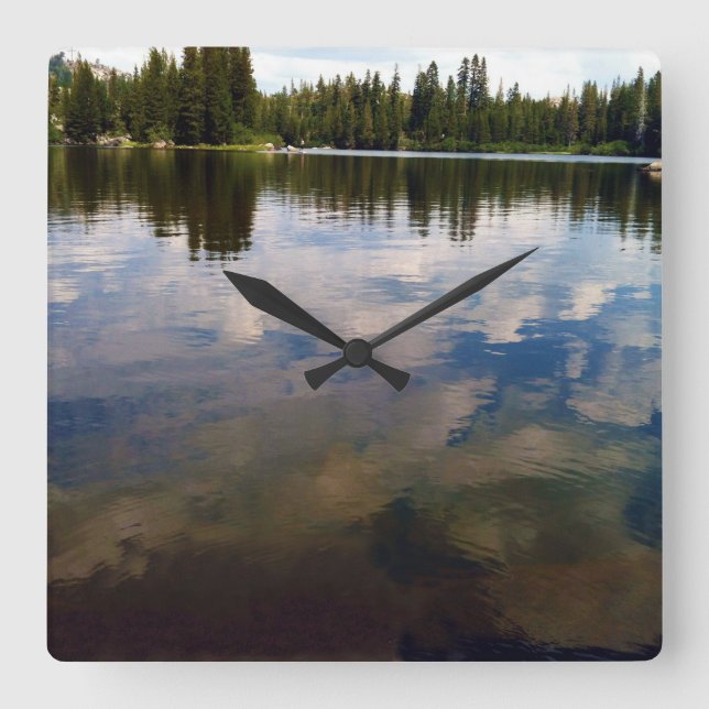 Relógio Quadrado Hora do Lago! (Frente)