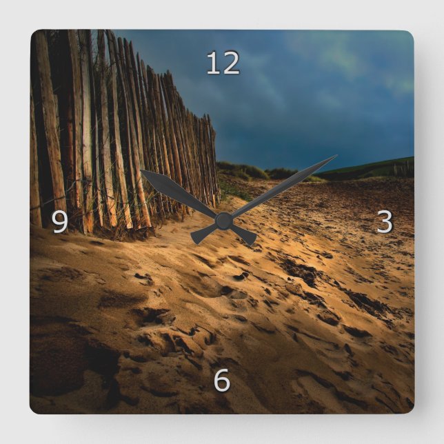 Relógio Quadrado Ir em casa da praia (Frente)