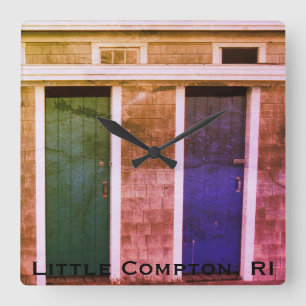 Relógio Quadrado Little Compton, RI Cabines de Praia de Verão (LC)
