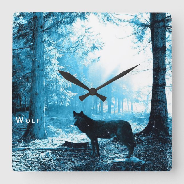 Relógio Quadrado Lobo preto apenas na floresta (Frente)