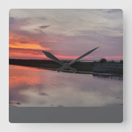 RELÓGIO QUADRADO LUZ DE SUNDOWN DO LAGO