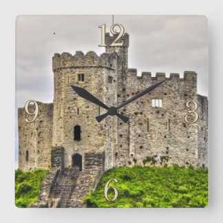 Relógio Quadrado Medieval Cardiff Castle Inner Keep, Wales, UK