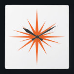 Relógio Quadrado Meio século Orange Atomic Starburst Modern<br><div class="desc">Este relógio quadrado moderno de meio século apresenta uma forte explosão laranja,  que fará uma fantástica adição às paredes da sua casa ou escritório!</div>