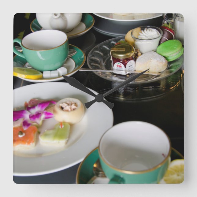 Relógio Quadrado Michigan, Ilha Mackinac. Grand Hotel (Frente)