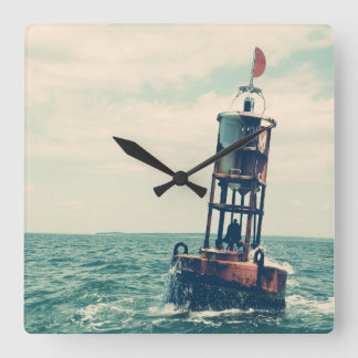 Relógio Quadrado Montauk Salvage Co. Buoy Wall Clock