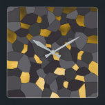 Relógio Quadrado Mosaico cinzento e preto do ouro à moda elegante<br><div class="desc">Combinação moderna de ouro,  de preto e de cinza do falso.</div>