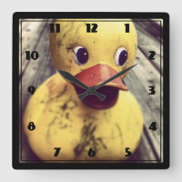 Necessidades Ducky de borracha amarelas um banho!