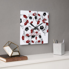 Relógio Quadrado nome de atleta no cluster de bolas de futebol pret