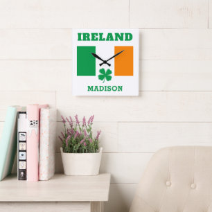 Relógio Quadrado Nome Personalizado Irlanda