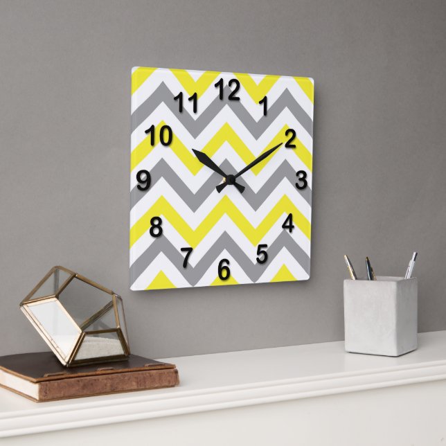 Relógio Quadrado Padrão Amarelo, Cinza Escura Grande Chevron ZigZag (Escritório)