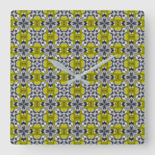 Relógio Quadrado Padrão de Azulejo Repetido Amarelo Sujo Cinza e Br