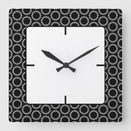 Relógio Quadrado Padrão de Mandala de Pétala Preto e Branco Elegant