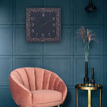Relógio Quadrado Perfeição geométrica em Art Déco<br><div class="desc">Perfeição geométrica,  elegância dourada e charme vintage puro. Perfeito para o amante de design com gosto clássico.</div>