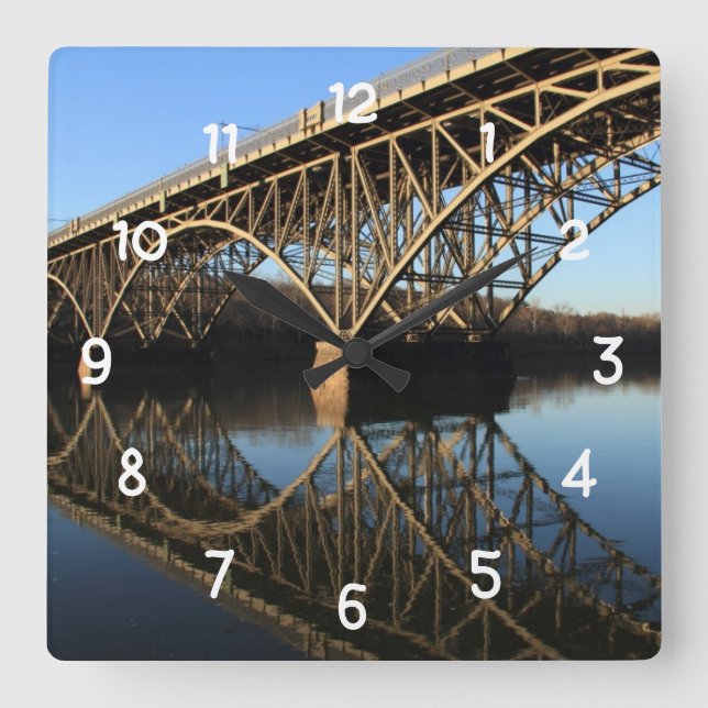 Relógio Quadrado Ponte sobre o rio de Schuylkill (Frente)