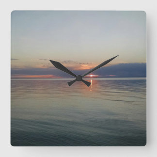 Relógio Quadrado Por do sol sobre o pulso de disparo de água