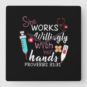 Relógio Quadrado Presente de Enfermeira   Ela Trabalha Com Enfermei