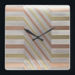 Relógio Quadrado Pulso de disparo geométrico de Deco<br><div class="desc">Adicione algum encanto a alguma área de seu bar de martini do ébano,  a seu vestuario bem arranjado com este pulso de disparo com o dom do deco do vintage!</div>