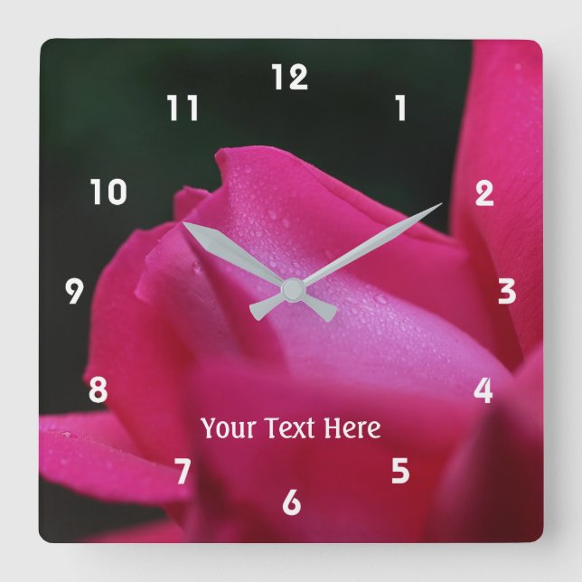 Relógio Quadrado Red Rosebud E Raindrops Natureza (Frente)