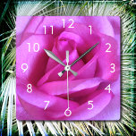 Relógio Quadrado Rosa de flor rosa foto moderna na moda simples<br><div class="desc">Uma foto de perto de uma rosa roxa-rosa-púrpura vibrante faz você querer "parar e cheirar as flores". Relaxe e inale a beleza desta fotografia sempre que você verificar o tempo neste incrível relógio de parede de fotografia gráfica. Sua escolha de um relógio quadrado ou redondo. Faz um presente excelente para...</div>