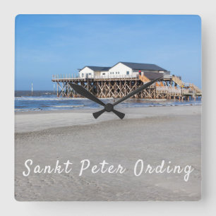 Relógio Quadrado Sankt Peter Ording House sobre fotos com texto