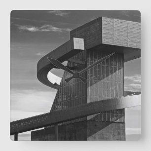 Relógio Quadrado Segundo grau central, 2017