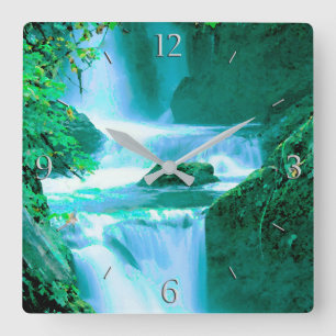Relógio Quadrado Serene Waterfall em azul e verde