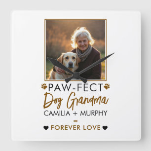 Relógio Quadrado Simples Brown & Black Text Dog Foto da vovó