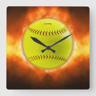 Relógio Quadrado Softball artístico do SlipperyJoe sobre presentes