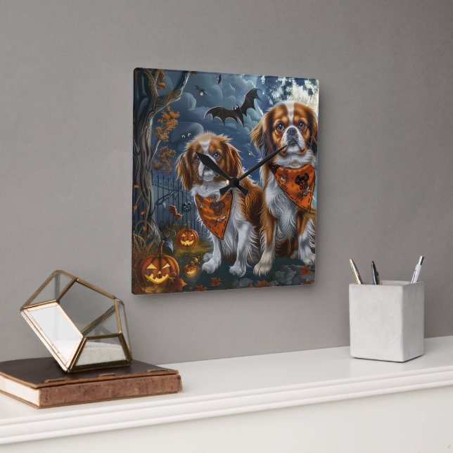 Relógio Quadrado Spaniel Tibetano Halloween Assustador (Escritório)