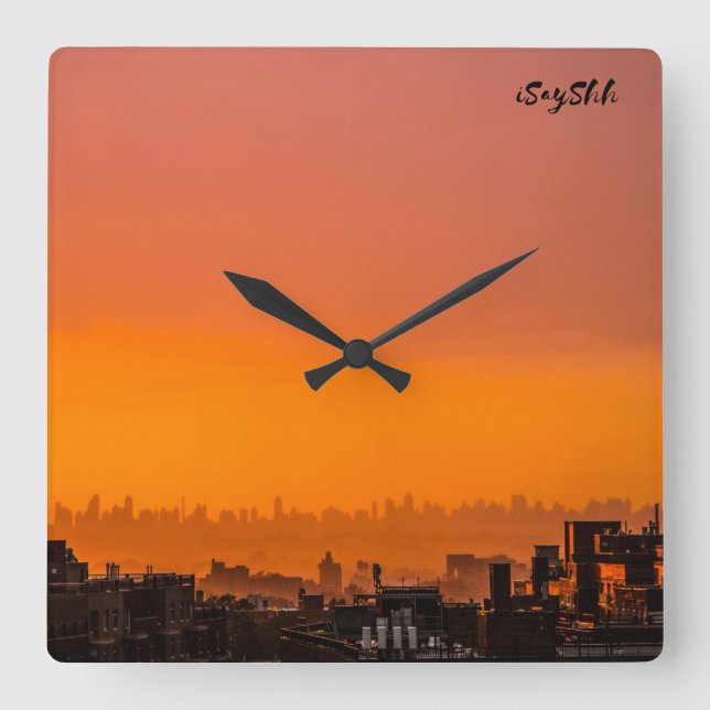 Relógio Quadrado Sunset sobre a cidade (Frente)