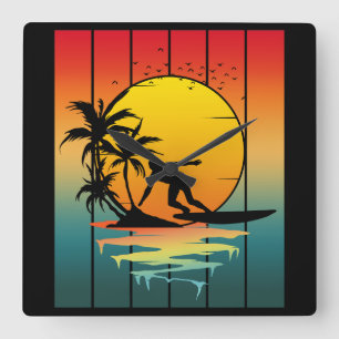 Relógio Quadrado Surfista de surf ao pôr do sol vintage Oceano