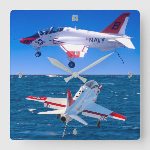 RELÓGIO QUADRADO T-45 GOSHAWK