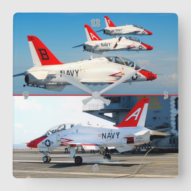 RELÓGIO QUADRADO T-45C GOSHAWK (Frente)