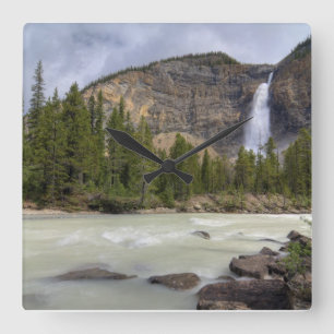 Relógio Quadrado Takakkaw Falls na Colúmbia Britânica no Canadá