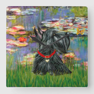 Relógio Quadrado Terrier escocês nos lírios de Monet