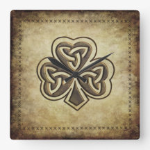 Trendy Grundge Irish Sortuda Shamrock