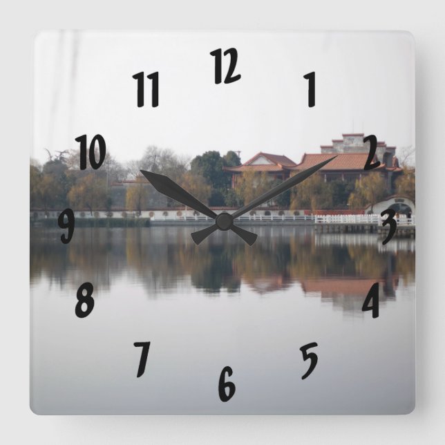 Relógio Quadrado Um parque zoológico em Wuhan, China. Estilo chinês (Frente)