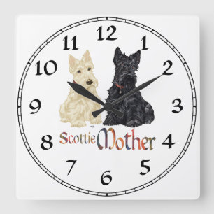 Relógio Quadrado Wheaten & Black Scottish Terriers Mãe