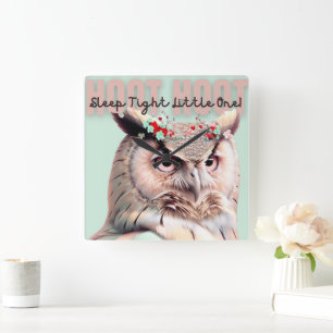 Relógio Quadrado Whimsical Woodland Owl Dormir Apertada