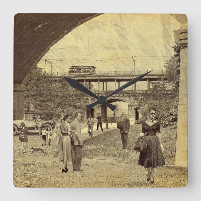 Relógio Quadrado Who's that girl? (Frente)