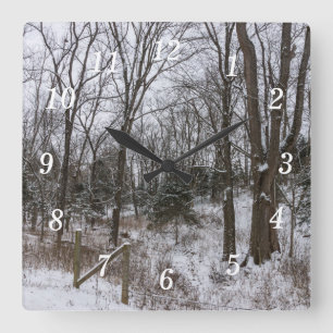 Relógio Quadrado Woody Snow Wall Clock