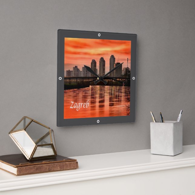 Relógio Quadrado zHR004 ZAGREB, Croácia, Europa (Escritório)