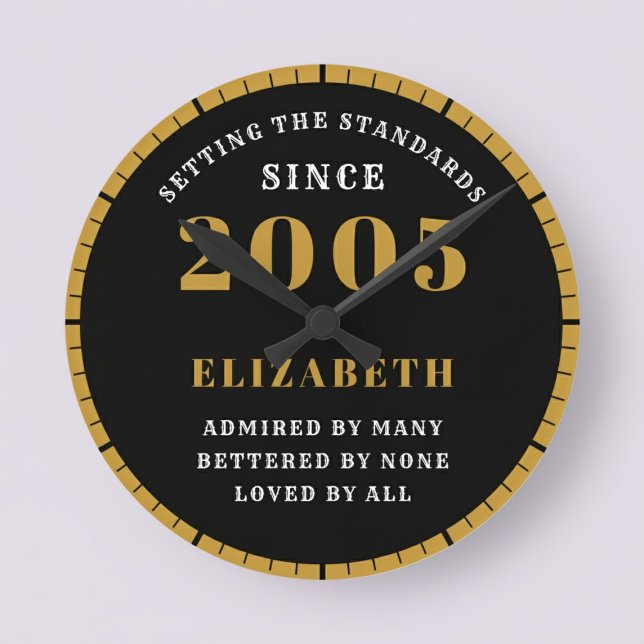 Relógio Redondo 21st Birthday Born 2005 Black Gold (Born 2005 standards birthday clock. Pastel background.)