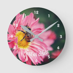 Relógio Redondo Abelha-Bumble Na Flor-Daisy Rosa 2 Personalizada