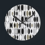 Relógio Redondo Art Deco Oval<br><div class="desc">Este relógio tem um design de arte feito de ovais e meio ovais em preto,  branco e tons de cinza.</div>