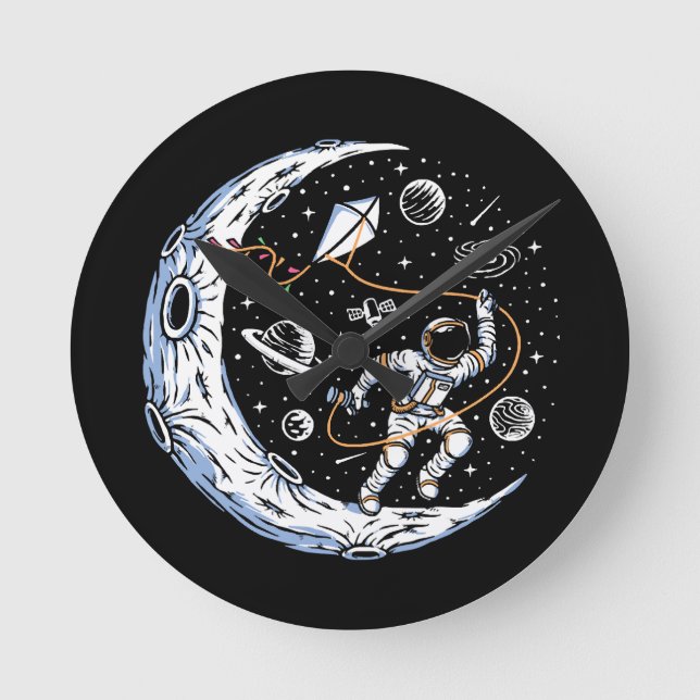Relógio Redondo Astronauta Voando uma Pipa na Lua (Frente)