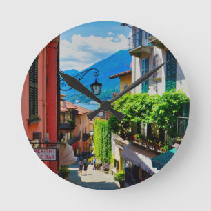 Relógio Redondo Beco velho em Bellagio (lago Como, Italia)