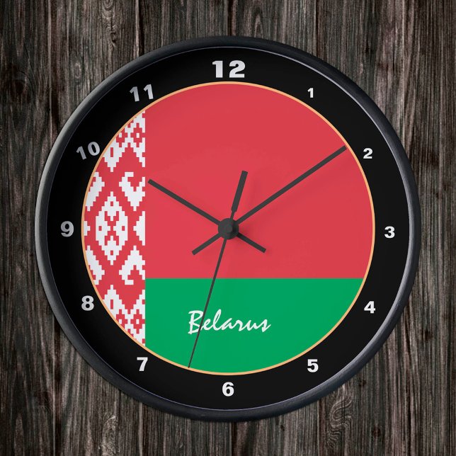 Relógio Redondo Belarus Flag, Belarus, tendências moda /design clo (Criador carregado)
